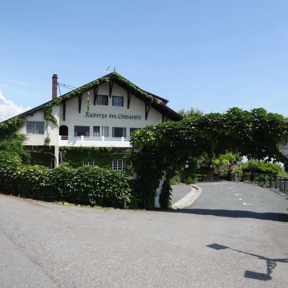 Auberge Des Chasseurs Échenevex Exteriör bild
